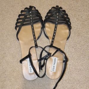Size 10 Steve Madden P-trophy Flat Sandals